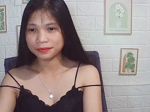 -Lucie-e online show from 05.18.26