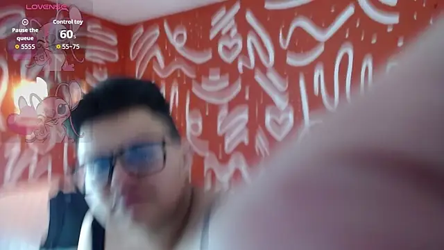 Snapshot of NekoShortyX chatting on 04.16.26 NekoShortyX online show from 04.16.26