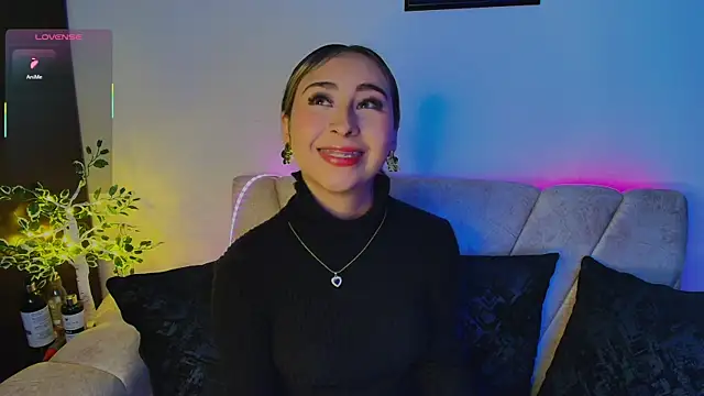 Cloe martinezz  online show from 05.08.26