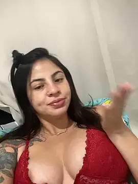 Snapshot of Livia-cortez chatting on 05.17.26 Livia-cortez online show from 05.17.26