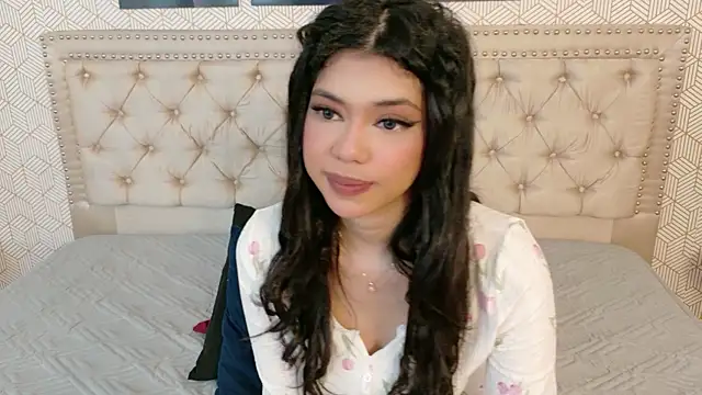 Nathy Pelaez online show from 04.28.26