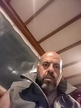 merenda2105 online show from 04.16.26