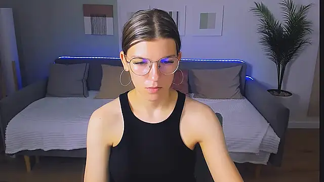 AnnaThorne online show from 05.26.26