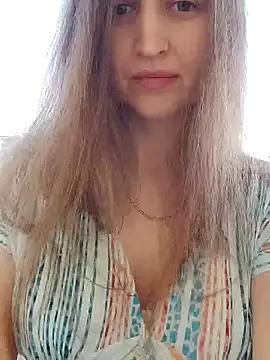 irresistibelle online show from 05.07.26