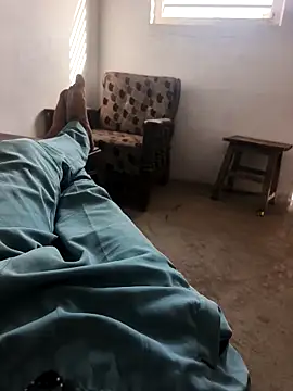 cute-01couple online show from 04.26.26