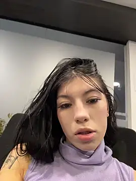 Snapshot of Maddison_Foxxx chatting on 07.18.26 Maddison Foxxx online show from 07.18.26