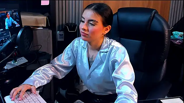 isabella hv online show from 06.03.26