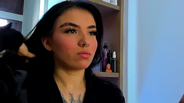 Snapshot of isabella_hv chatting on 06.20.26 isabella hv online show from 06.20.26