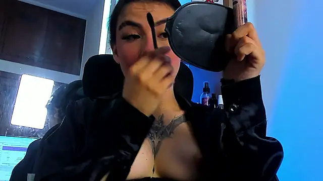 Snapshot of isabella_hv chatting on 06.22.26 isabella hv online show from 06.22.26