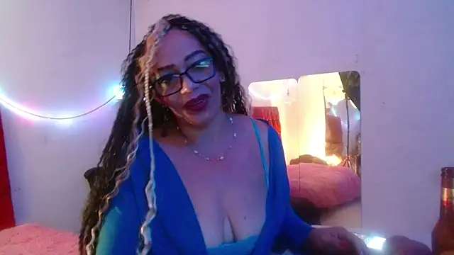 Sweet-Mommy-Milf online show from 05.29.26