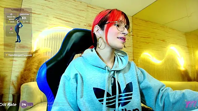 Moon Red r online show from 05.09.26