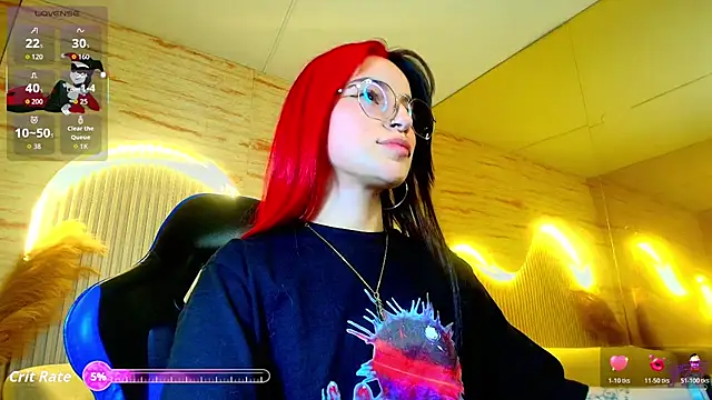 Moon Red r online show from 05.25.26