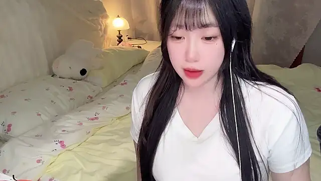 SweetButWildbaby online show from 05.11.26