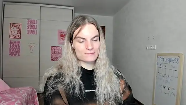 milliKira006 online show from 05.23.26
