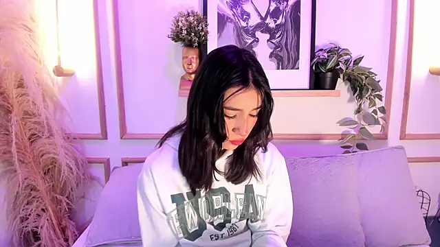 Nanami  online show from 05.12.26
