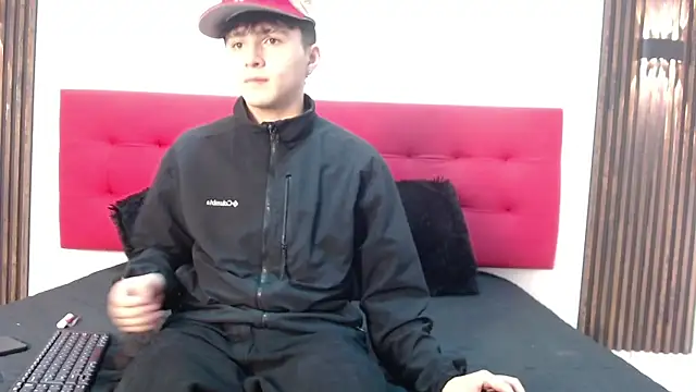 LunayDream online show from 04.22.26