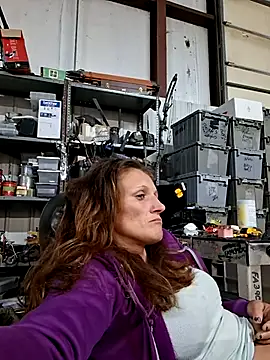 taatypeach69 online show from 04.23.26