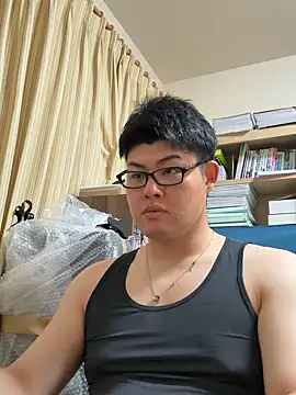 Snapshot of shun_201 chatting on 06.28.26 shun 201 online show from 06.28.26