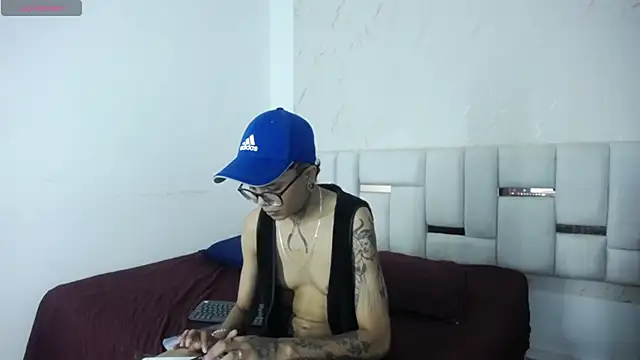 Snapshot of Antony_D_ossa chatting on 06.02.26 Antony D ossa online show from 06.02.26