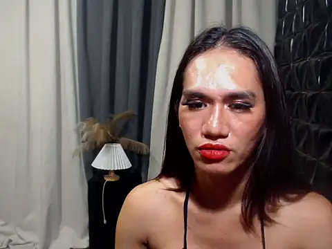 Queen Haliyah online show from 05.15.26