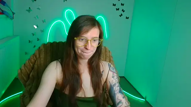 Luna Tantra online show from 06.17.26