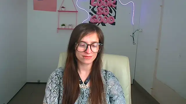 Luna Tantra online show from 06.19.26