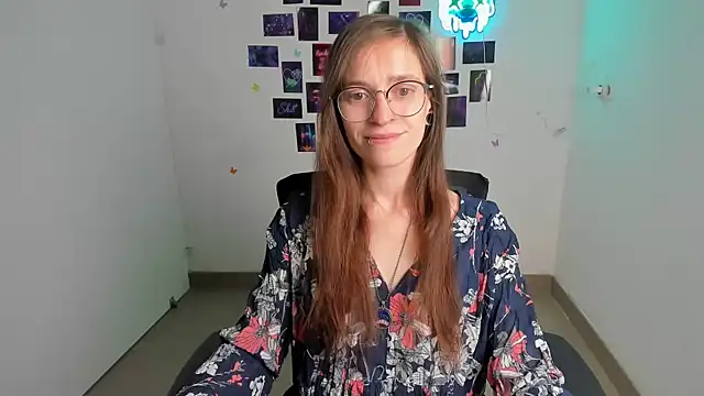 Luna Tantra online show from 07.24.26