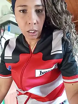 Ivon C online show from 05.25.26