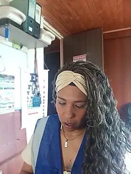 Ivon C online show from 05.26.26