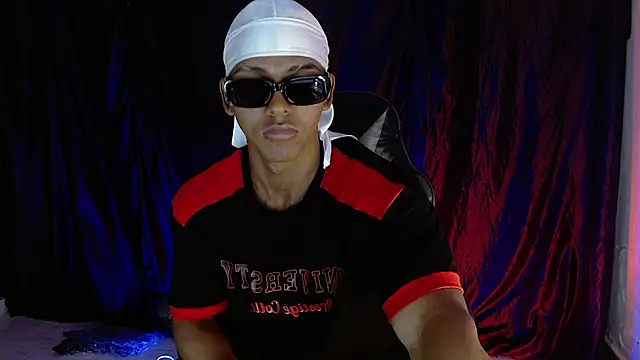 zoriel bigcock online show from 06.01.26