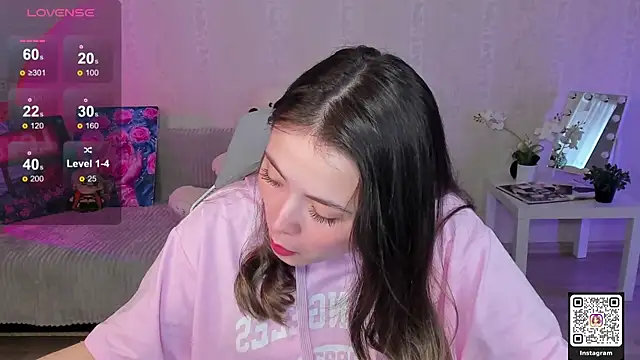 LinnLove online show from 04.23.26