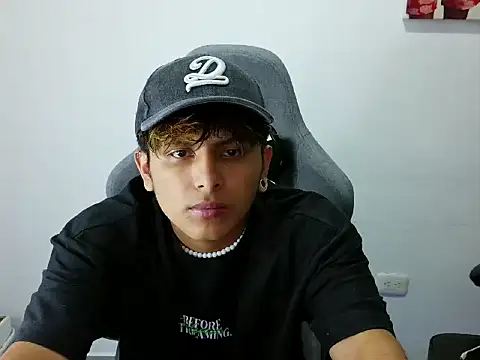 dany fans online show from 04.24.26