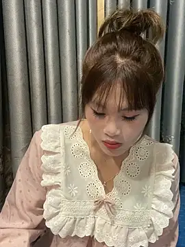 Snapshot of Ly-sexyy chatting on 05.07.26 Ly-sexyy online show from 05.07.26