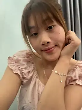Snapshot of Ly-sexyy chatting on 05.14.26 Ly-sexyy online show from 05.14.26
