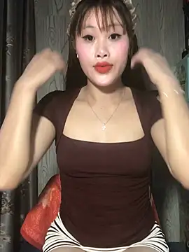 Snapshot of Ly-sexyy chatting on 05.19.26 Ly-sexyy online show from 05.19.26