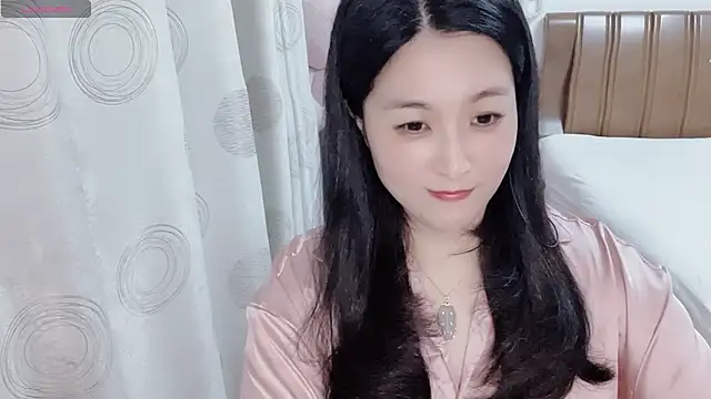 Snapshot of D-Misslu chatting on 06.11.26 D-Misslu online show from 06.11.26