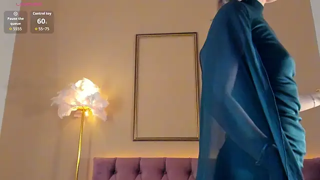 Lilianadaniels online show from 06.11.26