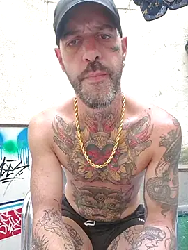 Snapshot of DuroHustler chatting on 07.14.26 DuroHustler online show from 07.14.26