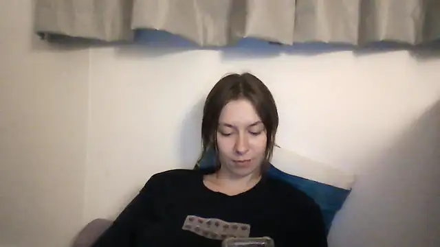 JuicyErika online show from 06.16.26