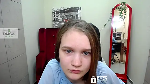 Snapshot of _donnaSia_ chatting on 05.20.26 donnaSia online show from 05.20.26