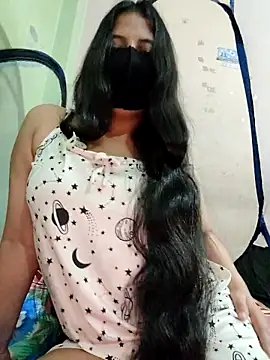 Snapshot of Priya_9945 chatting on 05.06.26 Priya 9945 online show from 05.06.26