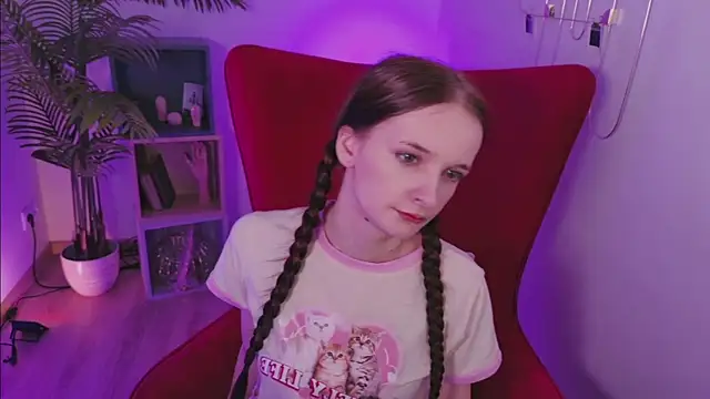 Snapshot of AliciaCore chatting on 05.22.26 AliciaCore online show from 05.22.26