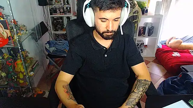 chiquitoconsecreto online show from 05.13.26