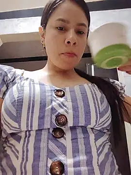 Nicol Alvarez1 online show from 06.02.26
