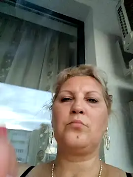 Divineblond online show from 09.14.25