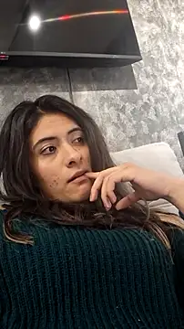 Snapshot of AshleyyHall chatting on 06.19.26 AshleyyHall online show from 06.19.26