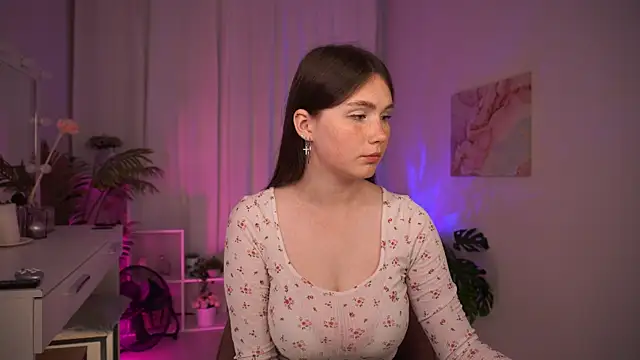 Snapshot of BettyMarlowe chatting on 08.03.26 BettyMarlowe online show from 08.03.26