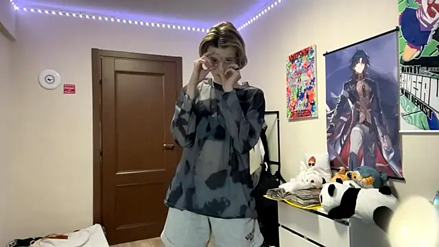 Queen moments  online show from 04.23.26