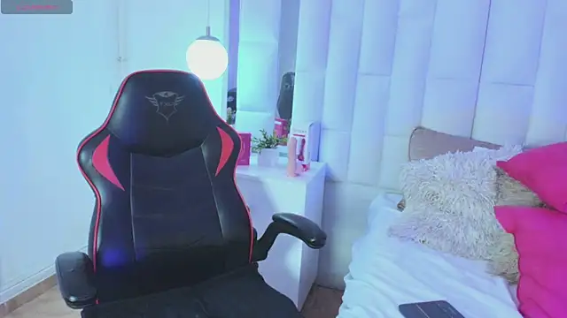 athenea fox  online show from 05.22.26
