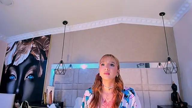 Snapshot of SamaanthaMiller chatting on 05.27.26 SamaanthaMiller online show from 05.27.26